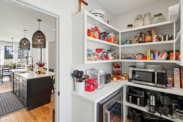 7433 Walsh Road, Dexter, MI 48130