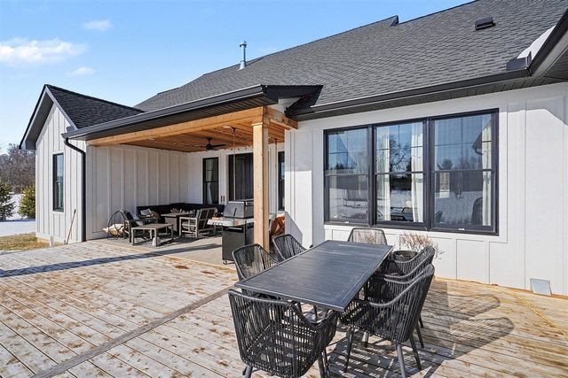 7433 Walsh Road, Dexter, MI 48130