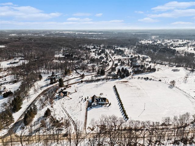 7433 Walsh Road, Dexter, MI 48130