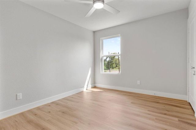 1222 E 33rd Street, Houston, TX 77022