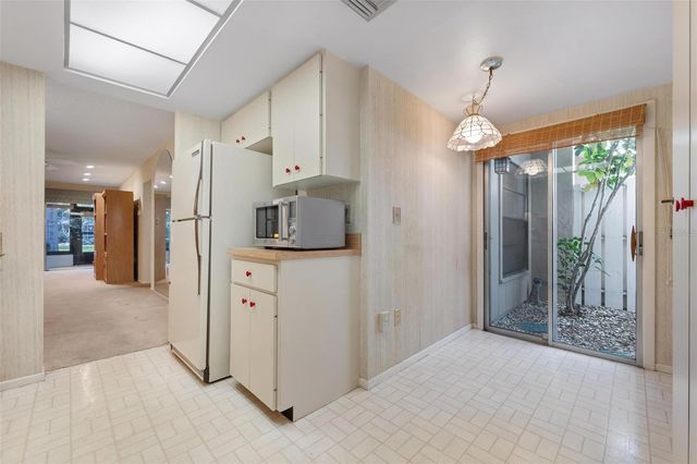 1235 TALLYWOOD DRIVE 7013, Sarasota, FL 34237