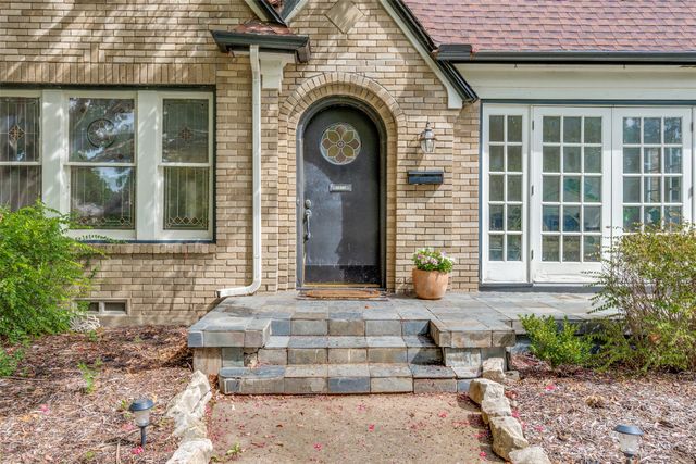 5915 Monticello Avenue, Dallas, TX 75206