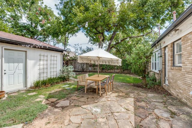 5915 Monticello Avenue, Dallas, TX 75206