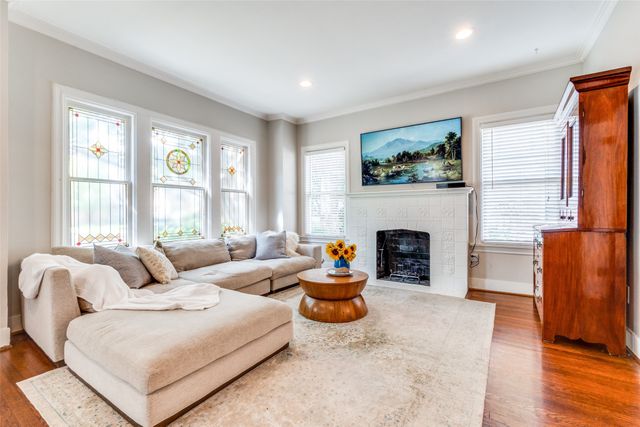 5915 Monticello Avenue, Dallas, TX 75206