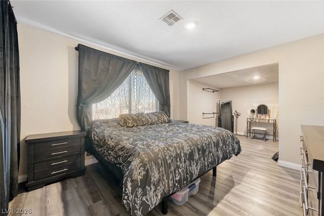 325 West Rochell Drive, Henderson, NV 89015