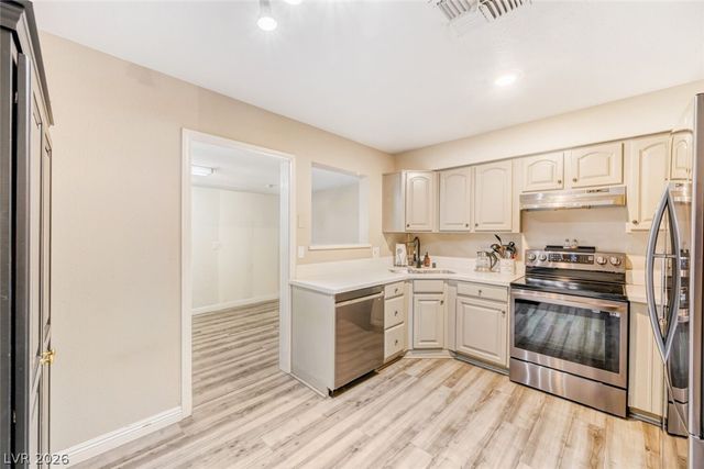 325 West Rochell Drive, Henderson, NV 89015