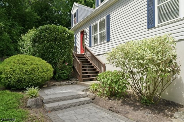 64 Valley Rd, Butler Boro, NJ 07405