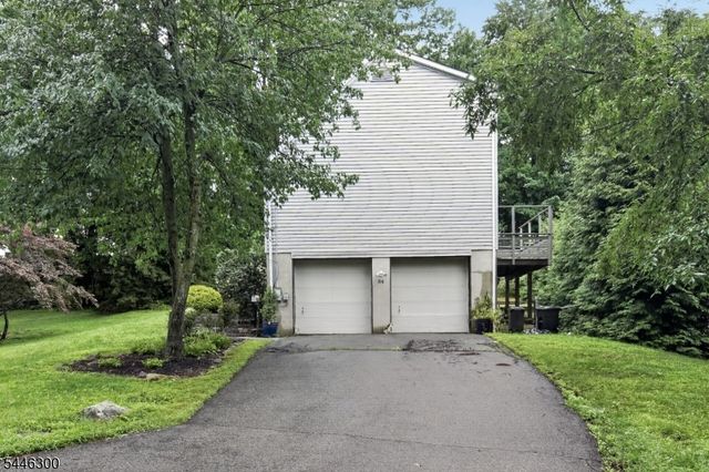 64 Valley Rd, Butler Boro, NJ 07405