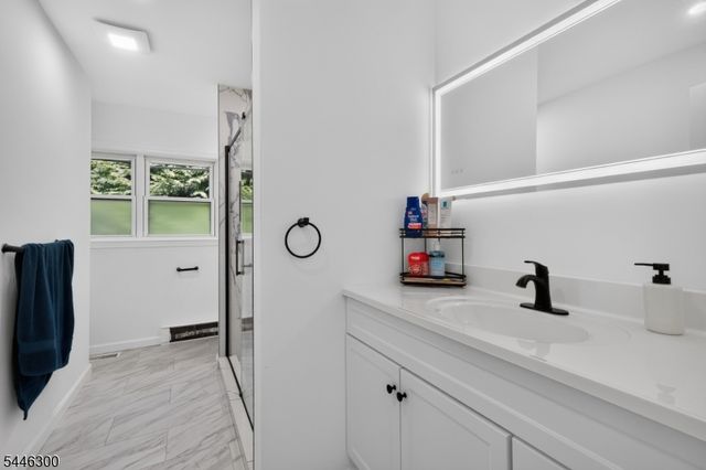 64 Valley Rd, Butler Boro, NJ 07405