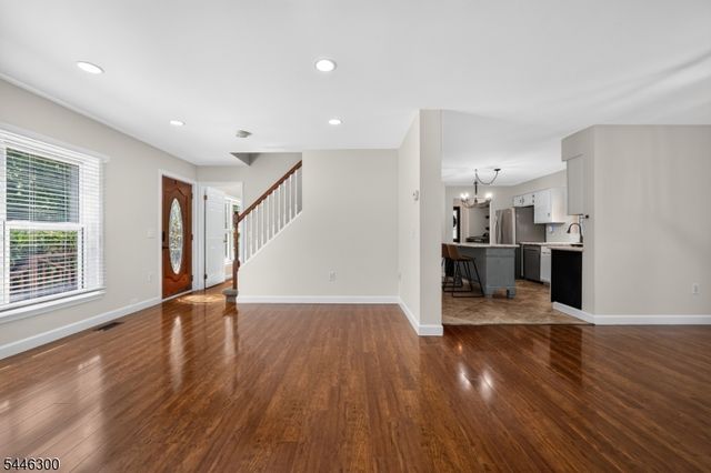 64 Valley Rd, Butler Boro, NJ 07405