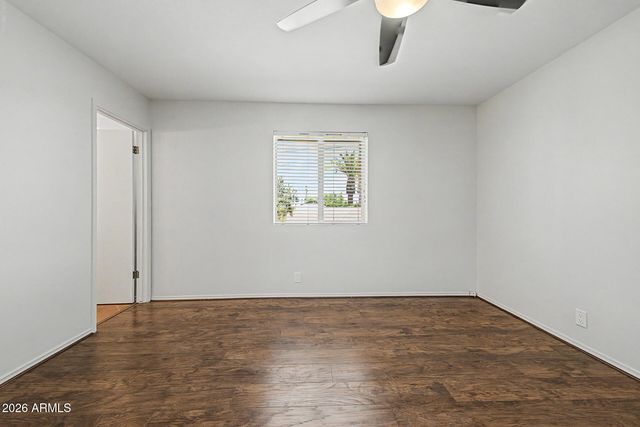 3910 E SHANGRI LA Road, Phoenix, AZ 85028