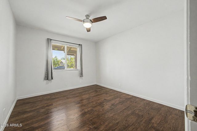 3910 E SHANGRI LA Road, Phoenix, AZ 85028