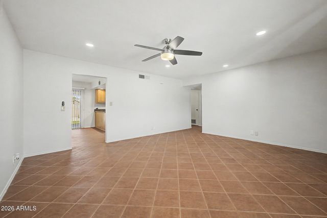 3910 E SHANGRI LA Road, Phoenix, AZ 85028