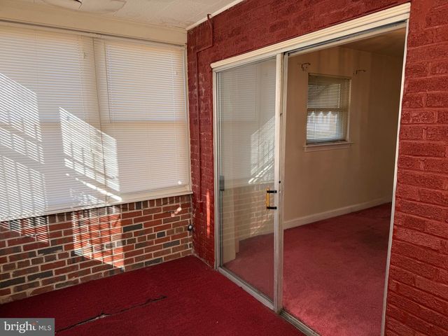 1001 30TH ST SE, Washington, DC 20019