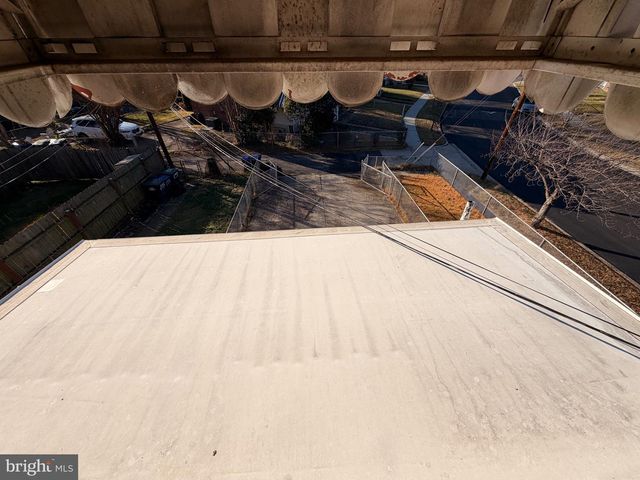 1001 30TH ST SE, Washington, DC 20019