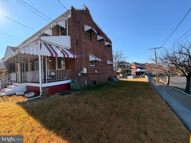 1001 30TH ST SE, Washington, DC 20019