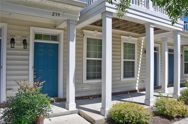 239 Breccia LN, Virginia Beach, VA 23462