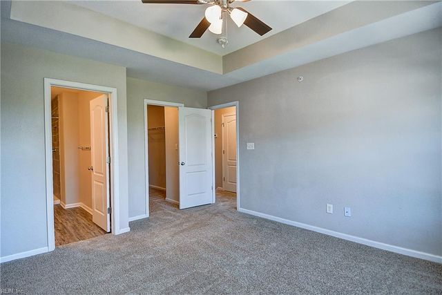 239 Breccia LN, Virginia Beach, VA 23462