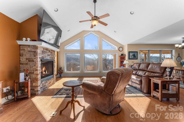 790 Moonlight Trail, Bryson City, NC 28713