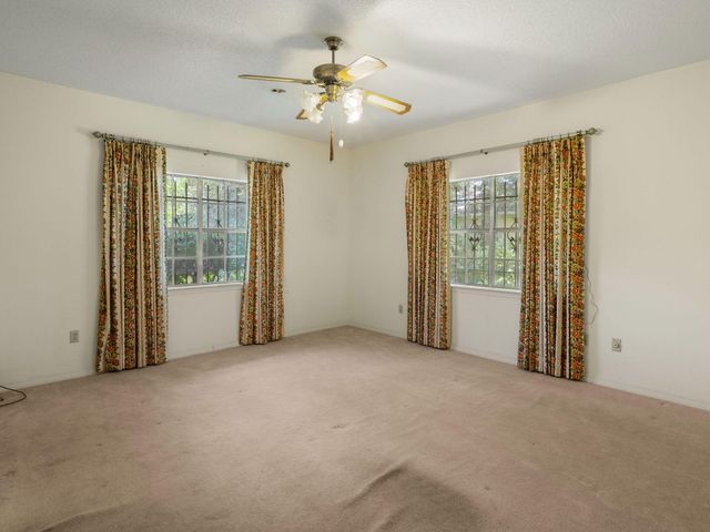 304 Broad St, Deridder, LA 70634