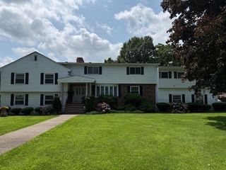 16 Indian Rock Dr B, Saugus, MA 01906