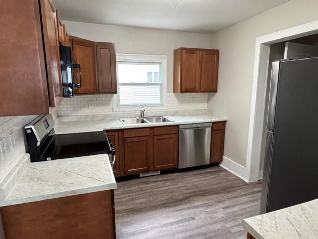 1004 S Kinney Avenue, Pleasant, MI 48858