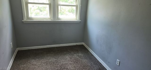 14809 Rockside Road, Maple Heights, OH 44137