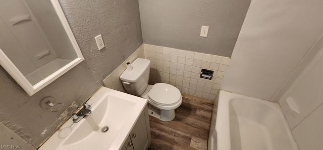 14809 Rockside Road, Maple Heights, OH 44137