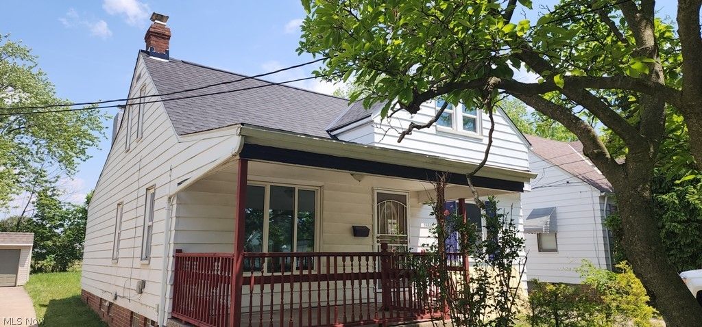 14809 Rockside Road, Maple Heights, OH 44137