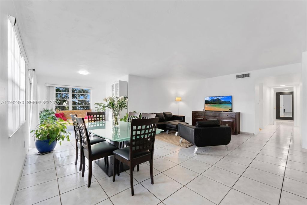 11840 NE 19th Drive 9, North Miami, FL 33181