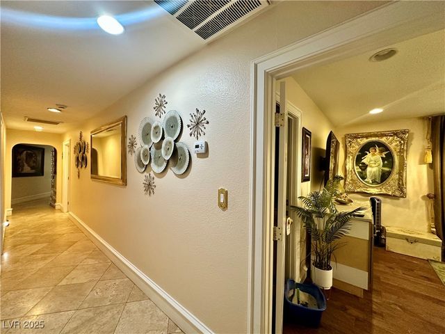 7258 Loma Alta Circle, Las Vegas, NV 89120