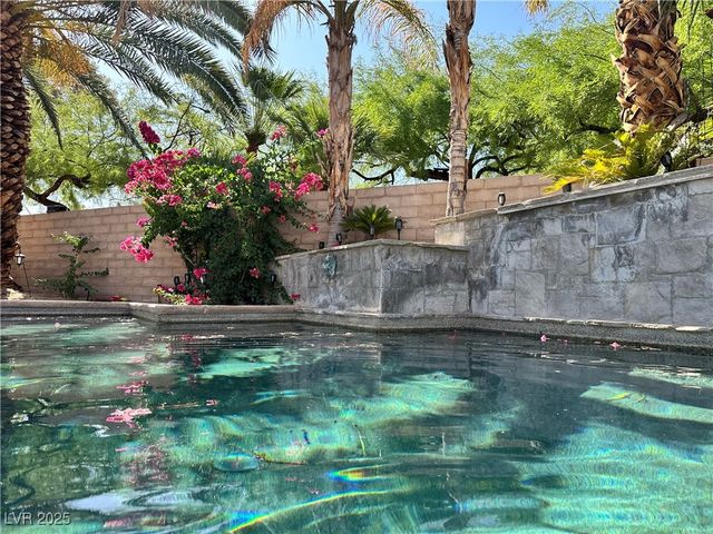 7258 Loma Alta Circle, Las Vegas, NV 89120