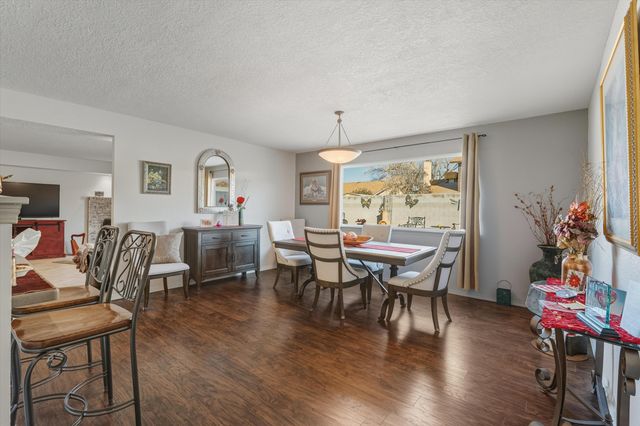 6805 Orphelia Avenue NE, Albuquerque, NM 87109