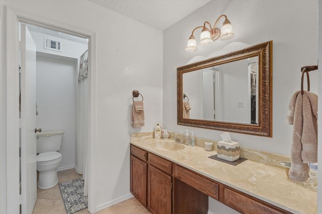 6805 Orphelia Avenue NE, Albuquerque, NM 87109