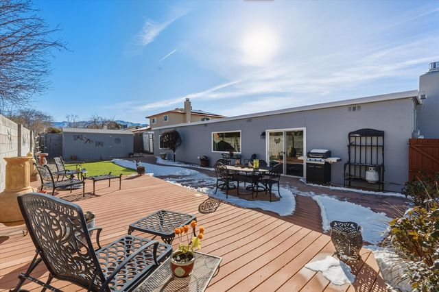 6805 Orphelia Avenue NE, Albuquerque, NM 87109
