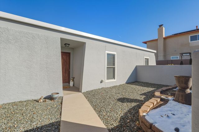6805 Orphelia Avenue NE, Albuquerque, NM 87109