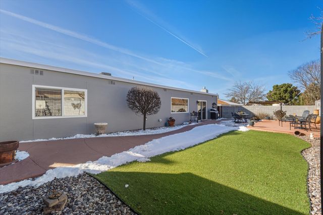 6805 Orphelia Avenue NE, Albuquerque, NM 87109
