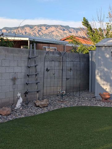 6805 Orphelia Avenue NE, Albuquerque, NM 87109