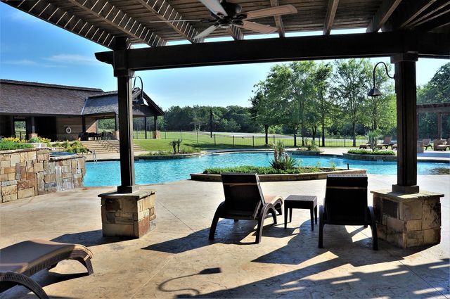 432 Pasadera Circle, Gordonville, TX 76245