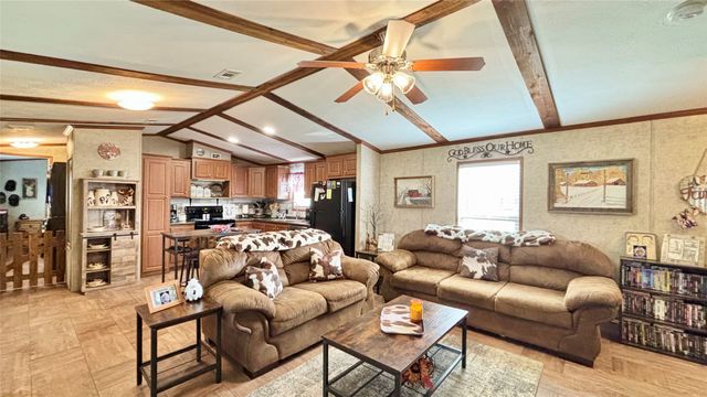 824 Holiday Village Drive, Quitman, TX 75783