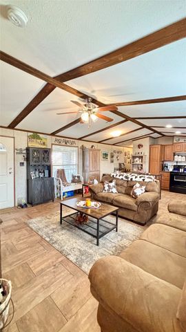 824 Holiday Village Drive, Quitman, TX 75783