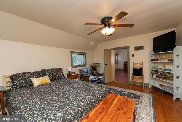 201 RAILROAD AVE, Franklinville, NJ 08322