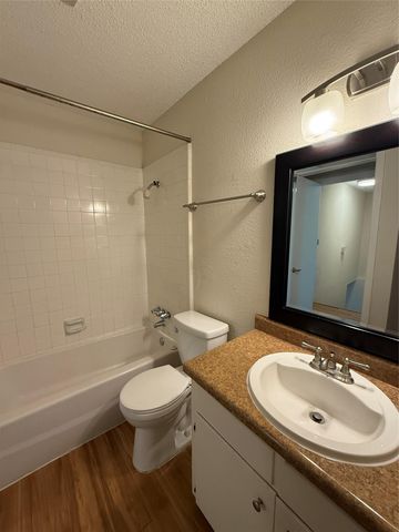 4520 Depew Ave B, Austin, TX 78751