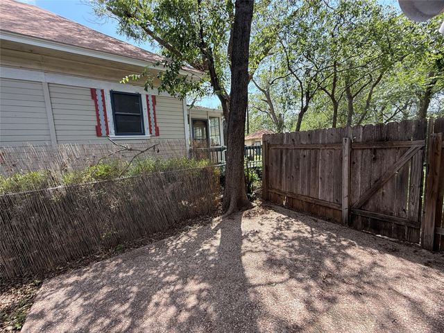 4520 Depew Ave B, Austin, TX 78751