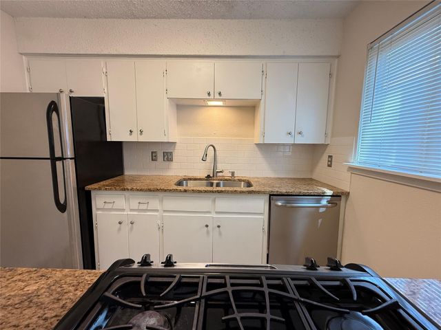 4520 Depew Ave B, Austin, TX 78751