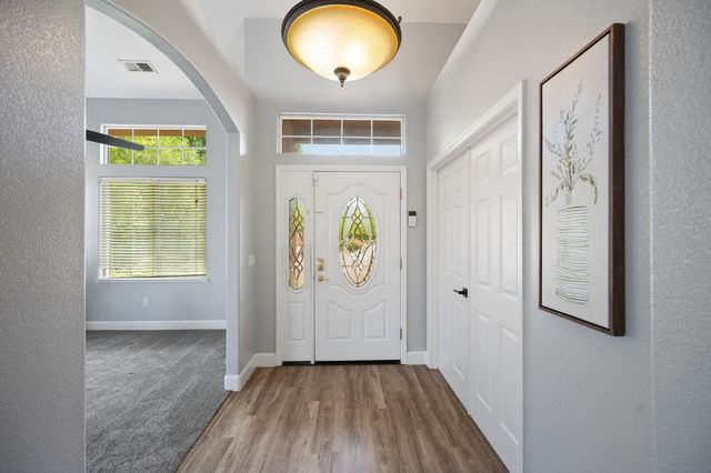 2778 Silverado Dr, Valley Springs, CA 95252
