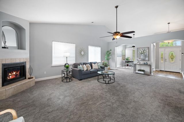 2778 Silverado Dr, Valley Springs, CA 95252
