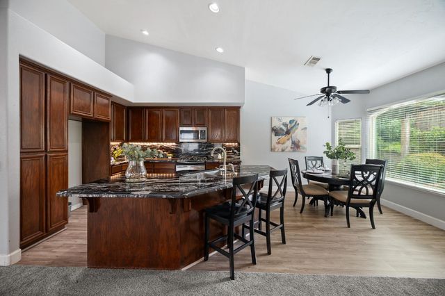 2778 Silverado Dr, Valley Springs, CA 95252