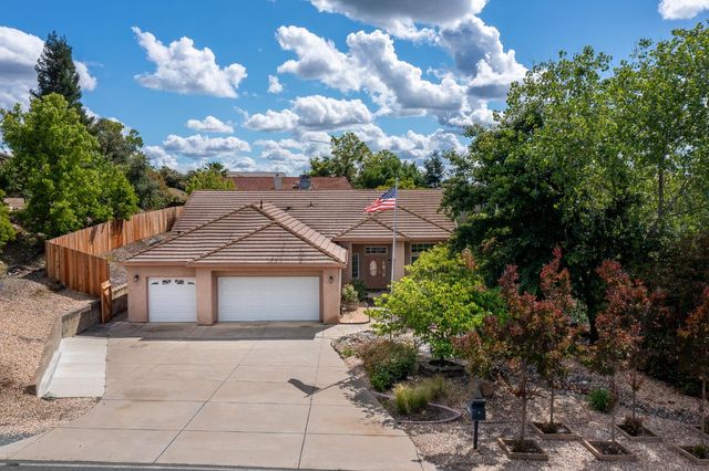 2778 Silverado Dr, Valley Springs, CA 95252