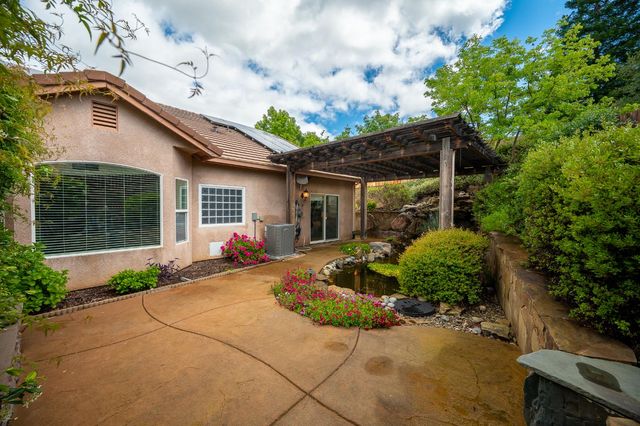 2778 Silverado Dr, Valley Springs, CA 95252